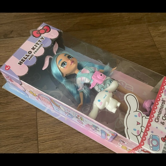 CINNAMOROLL-NWT Character Doll - Picture 5 of 9